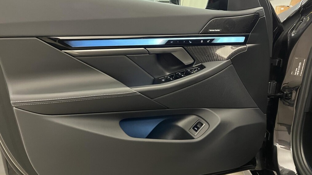 BMW Serii 5, 520