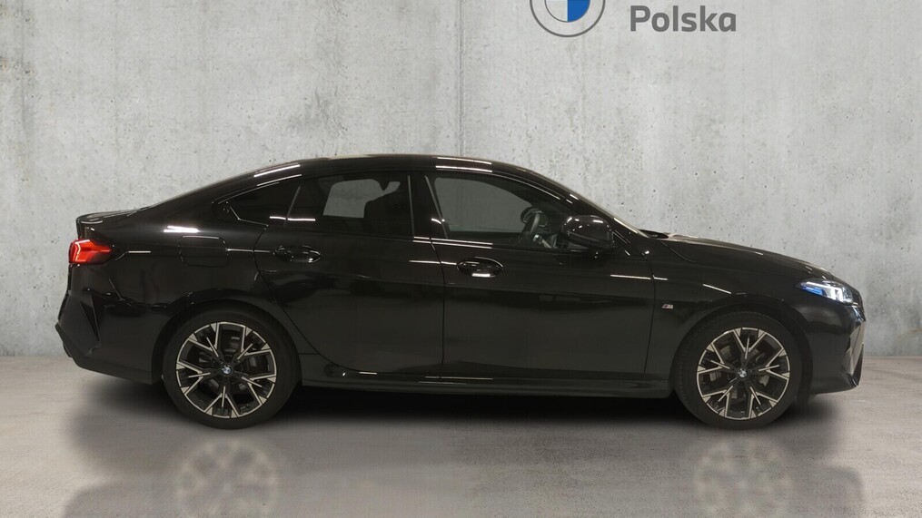 BMW Serii 2, 220
