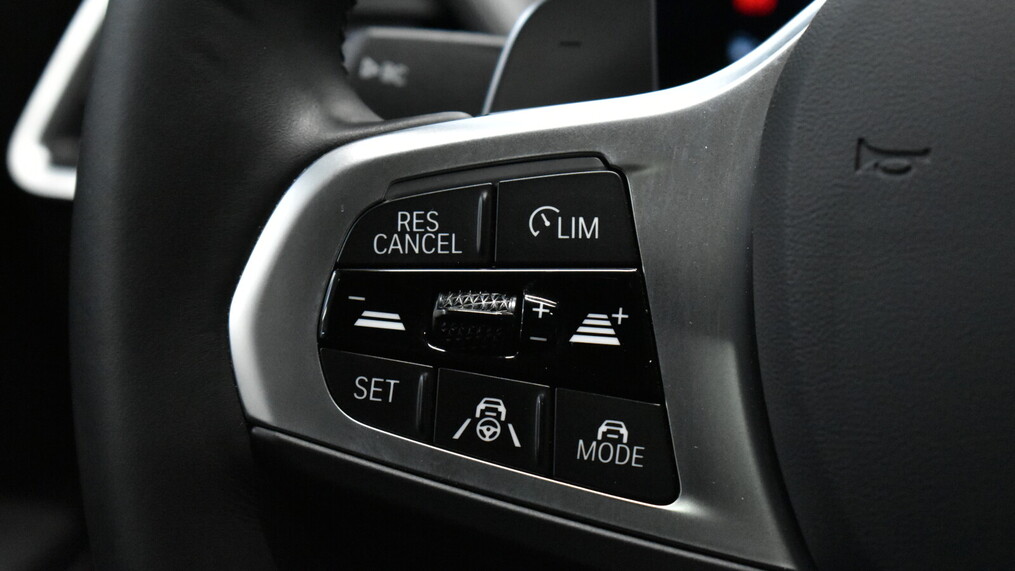 BMW Serii 3, 320