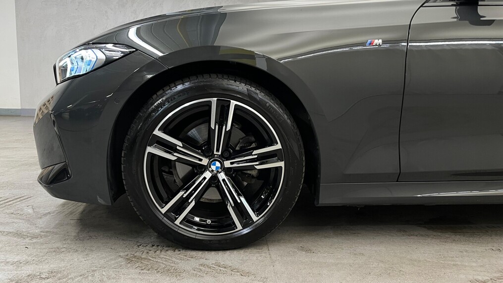 BMW Serii 3, 320