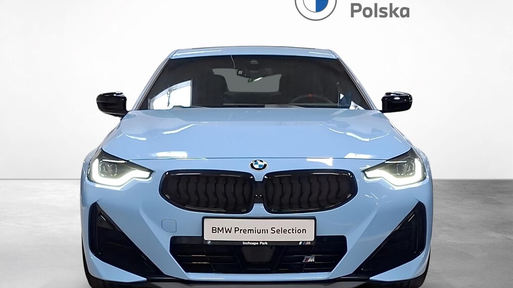 BMW Serii 2, 240