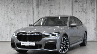 BMW Serii 7, 740