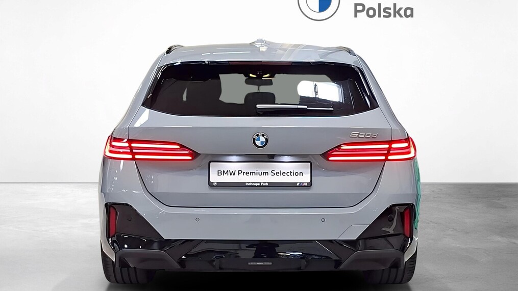 BMW Serii 5, 520