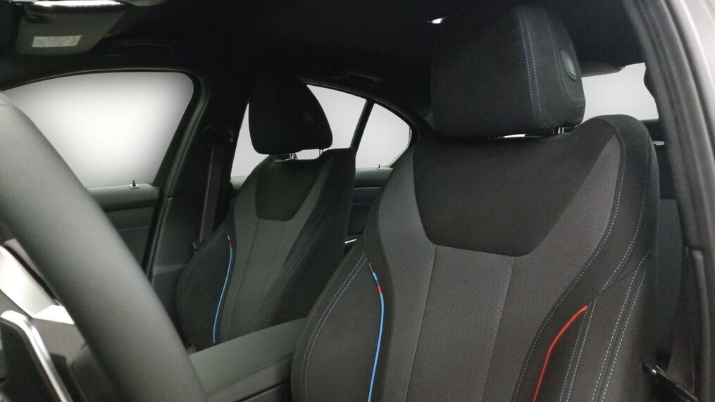 BMW Serii 3, 320