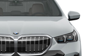 BMW Serii 5, 520