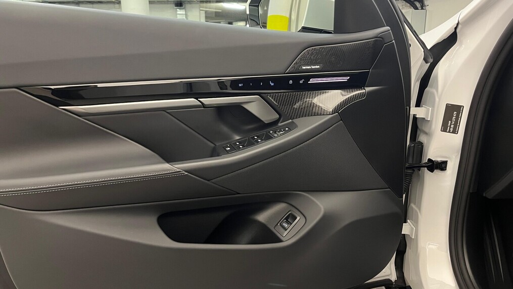 BMW Serii 5, 520
