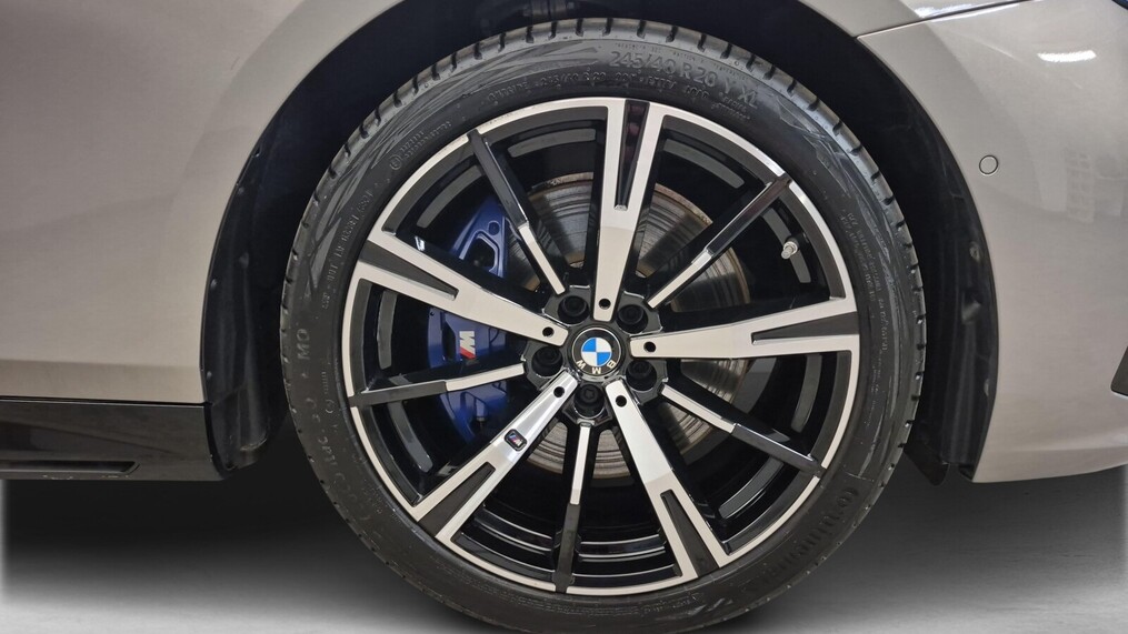 BMW Serii 5, 540