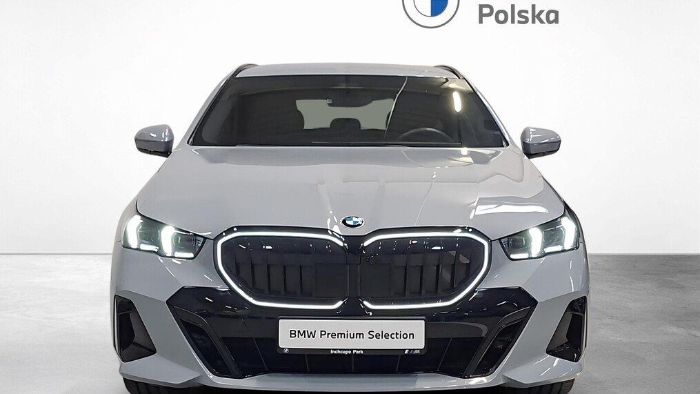 BMW Serii 5, 520