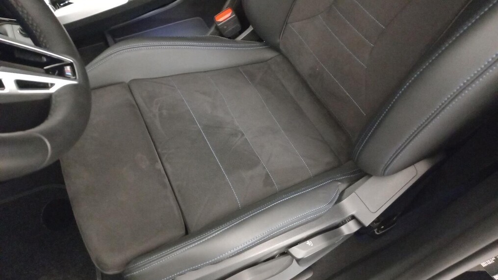 BMW Serii 2, 218