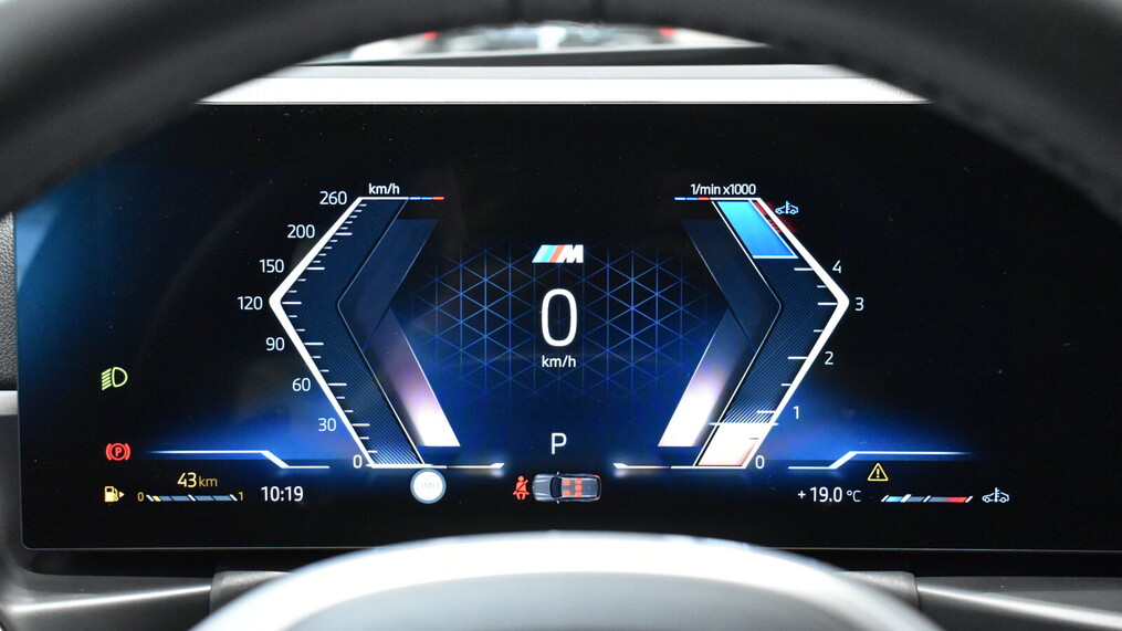 BMW Serii 3, 320