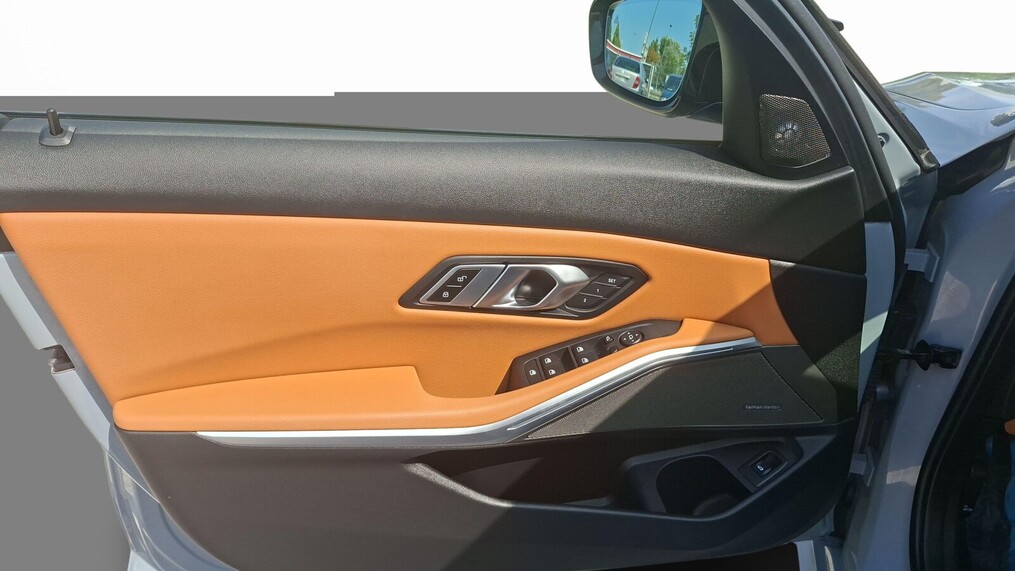 BMW Serii 3, 340