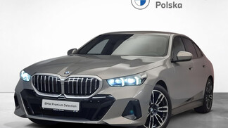 BMW Serii 5, 520