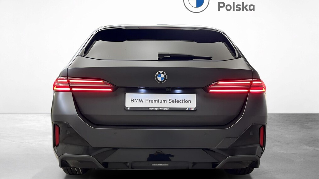 BMW Serii 5, 520