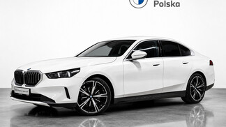 BMW Serii 5, 520