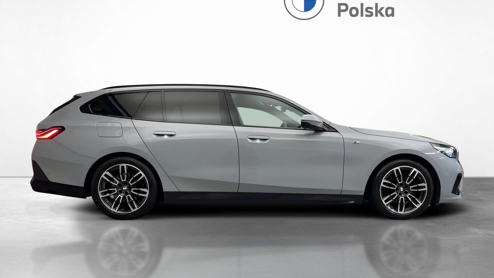 BMW Serii 5, 520
