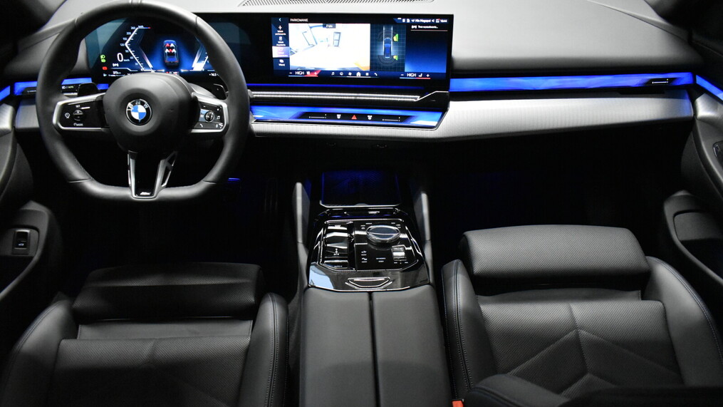 BMW Serii 5, 520