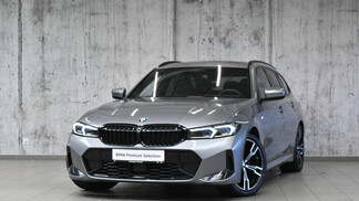 BMW Serii 3, 320