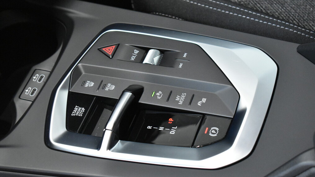 BMW Serii 2, 220