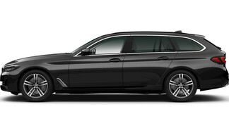 BMW Serii 5, 520
