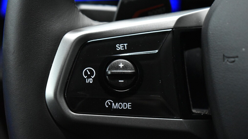 BMW Serii 5, 520