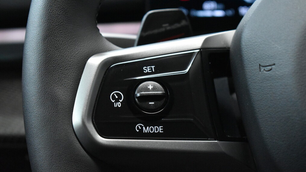 BMW Serii 5, 520