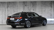 BMW Serii 7, 740
