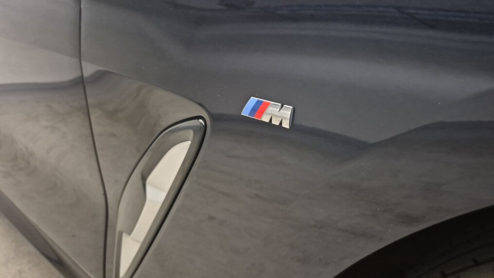 BMW Serii 8, 850