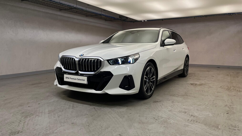 BMW Serii 5, 520