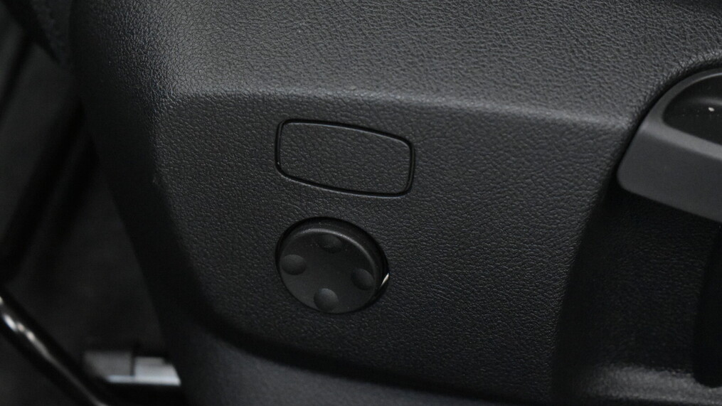 BMW Serii 1, 118
