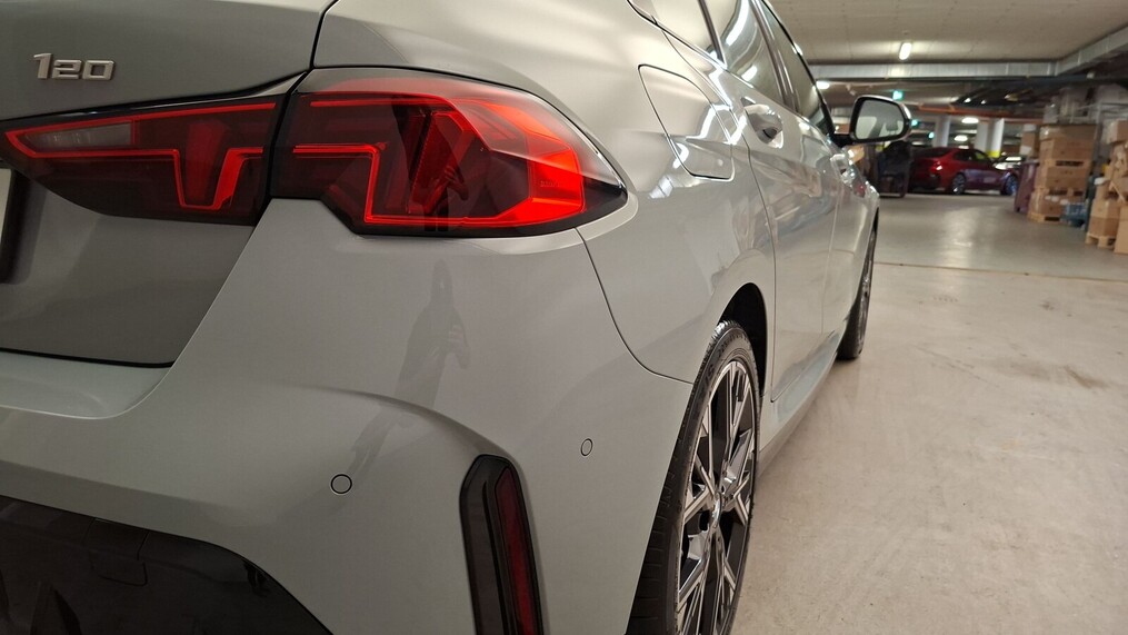 BMW Serii 1, 120