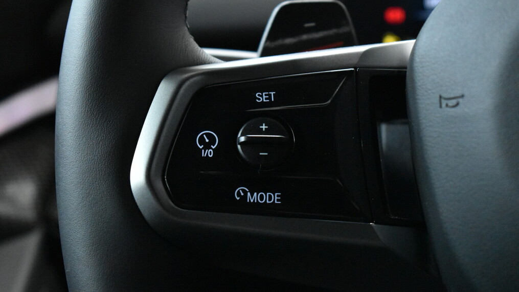 BMW Serii 5, 520