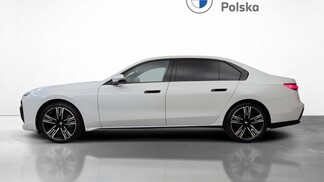 BMW Serii 7, 740