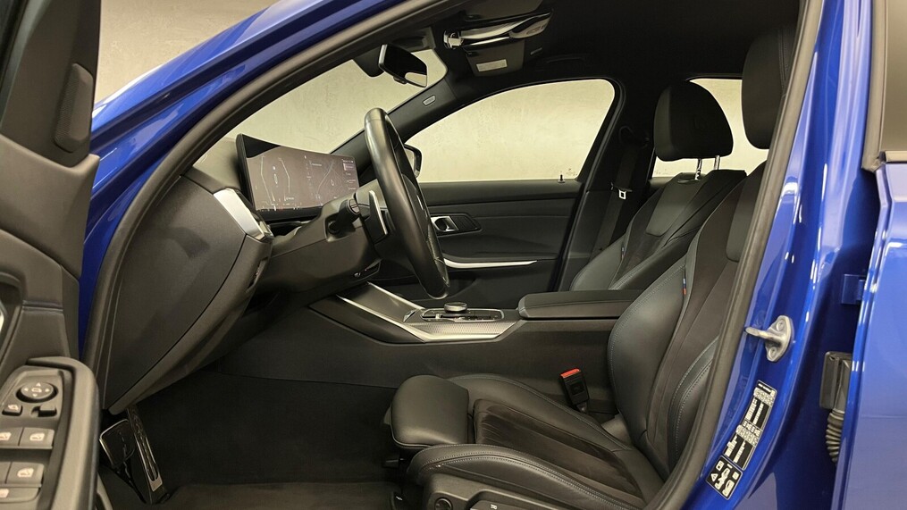 BMW Serii 3, 320