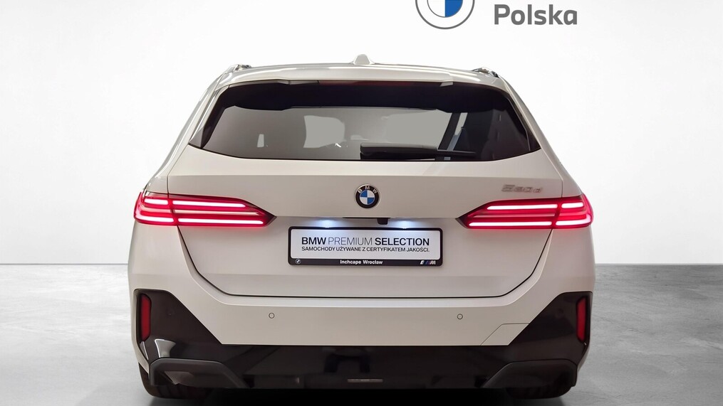 BMW Serii 5, 520