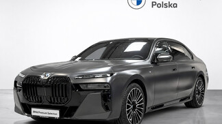 BMW Serii 7, 740