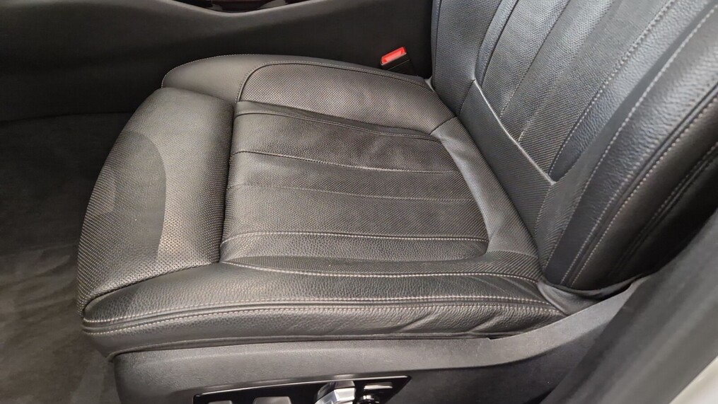 BMW Serii 5, 520