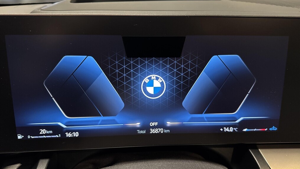 BMW Serii 5, 520