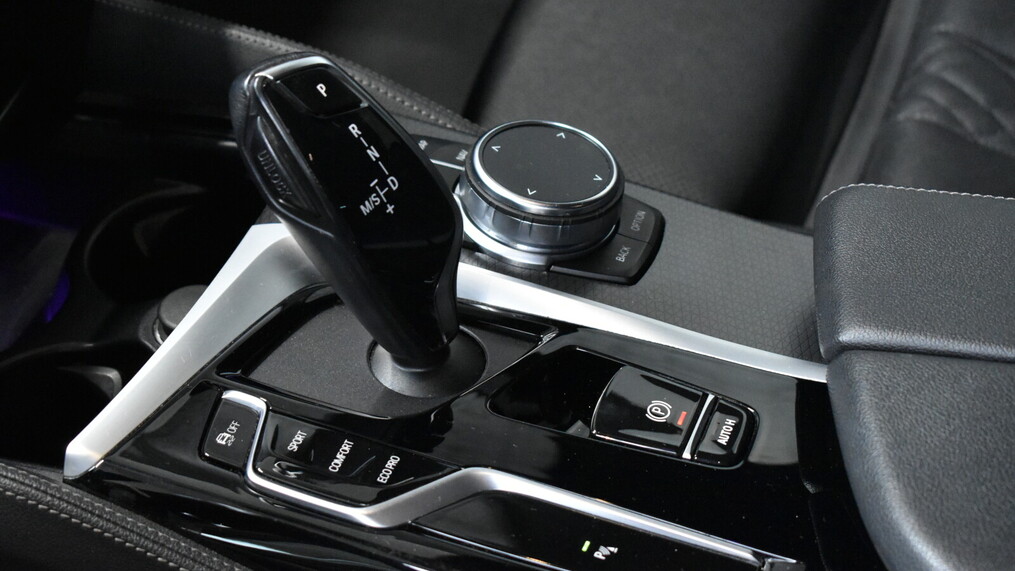BMW Serii 5, 520