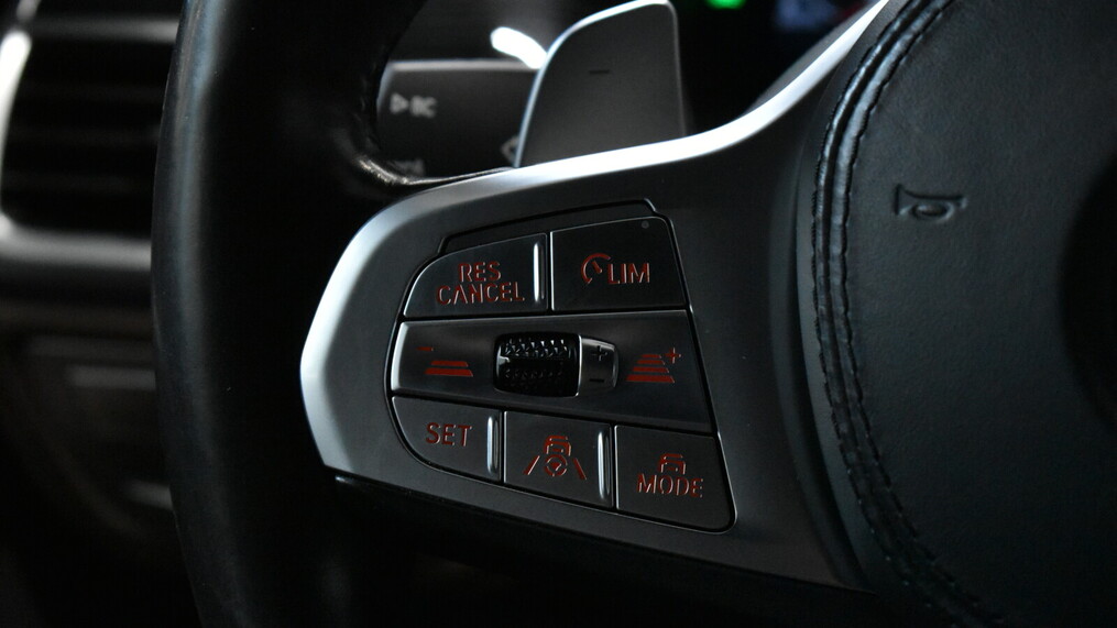 BMW Serii 7, 730