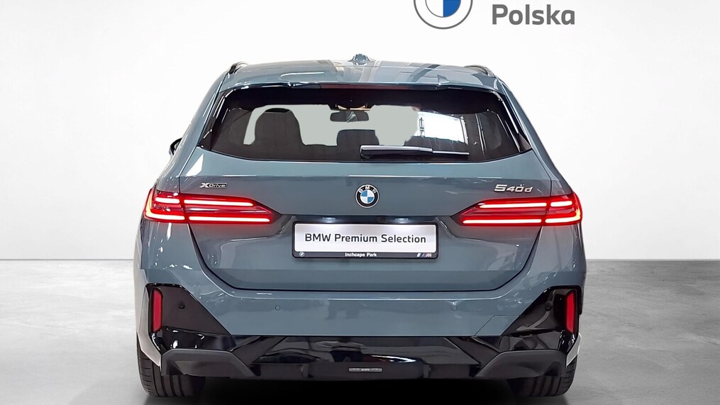 BMW Serii 5, 540