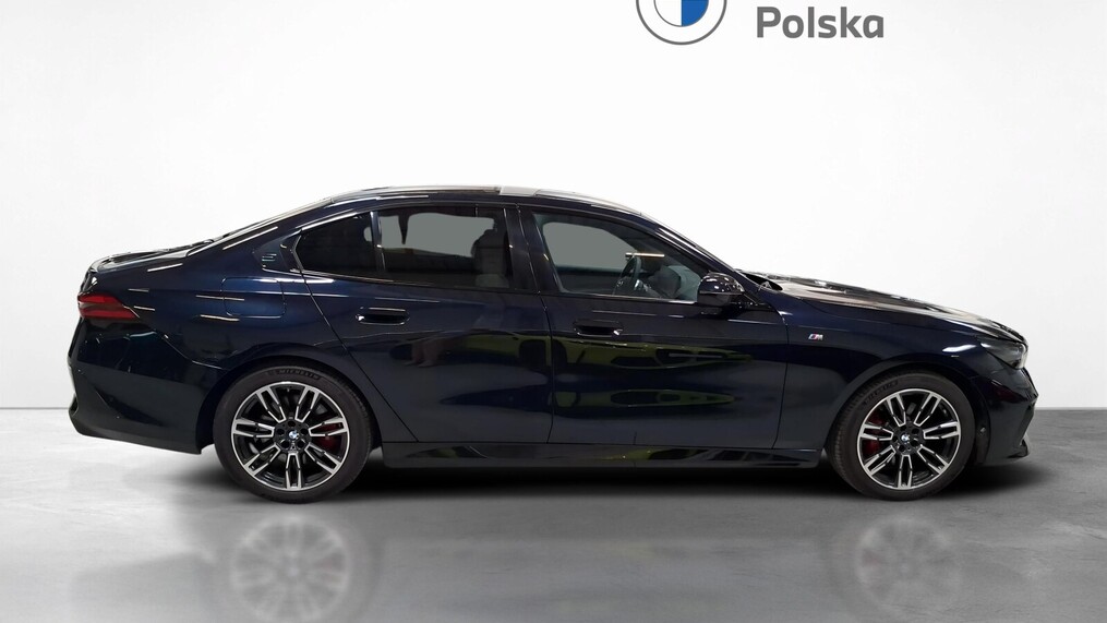 BMW Serii 5, 520