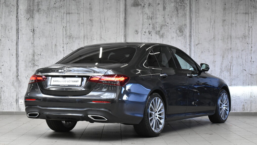 Mercedes-Benz E 400