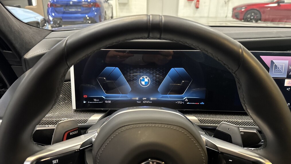 BMW Serii 7, 740