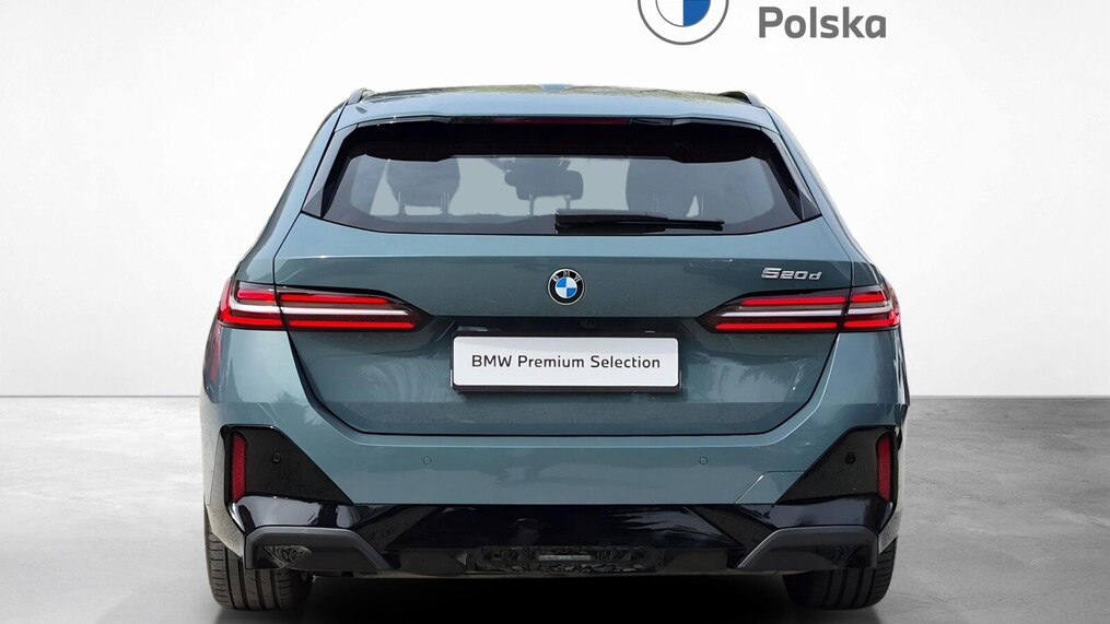 BMW Serii 5, 520
