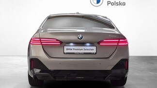 BMW Serii 5, 520