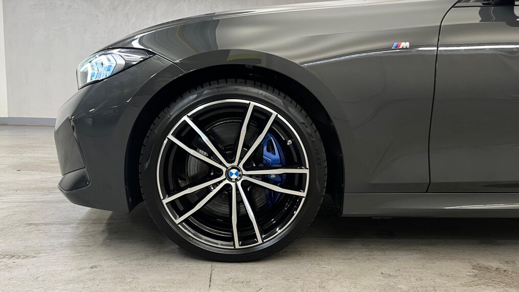 BMW Serii 3, 340