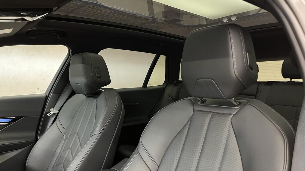 BMW Serii 5, 520