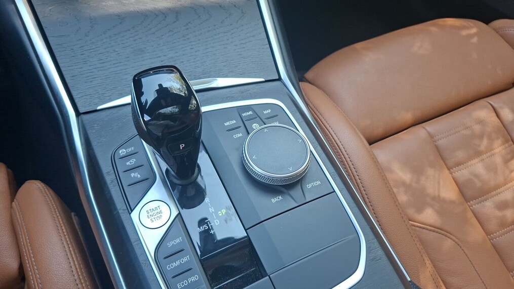 BMW Serii 3, 340