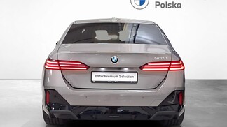 BMW Serii 5, 520