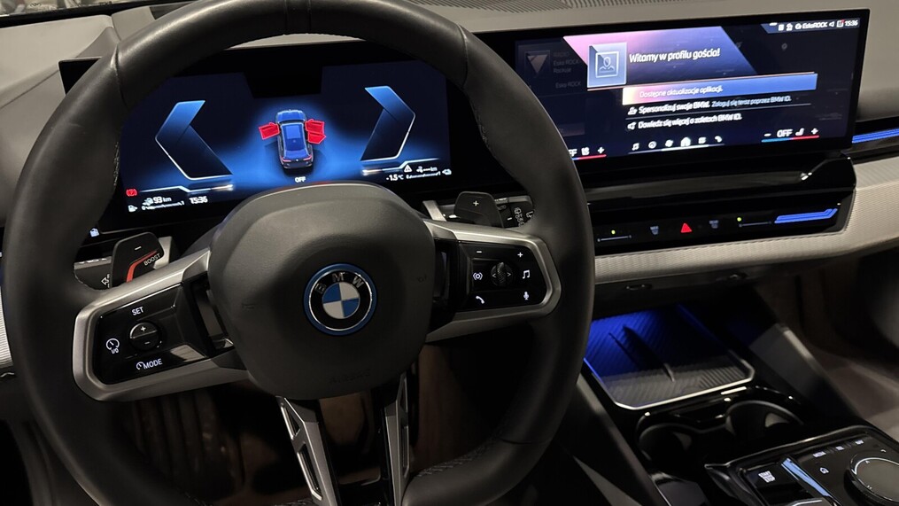 BMW Serii 5, 530